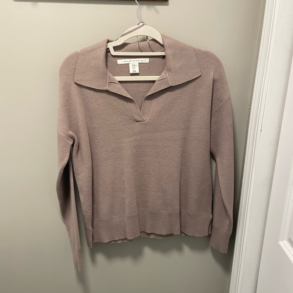 Women’s Collared Sweater